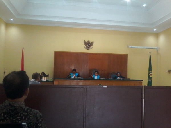 Diberhentikan sebagai Anggota DPRD, Eri Sumarni Gugat Gubri